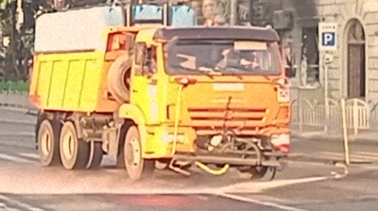 Однако жители Мариуполя остаются без воды.