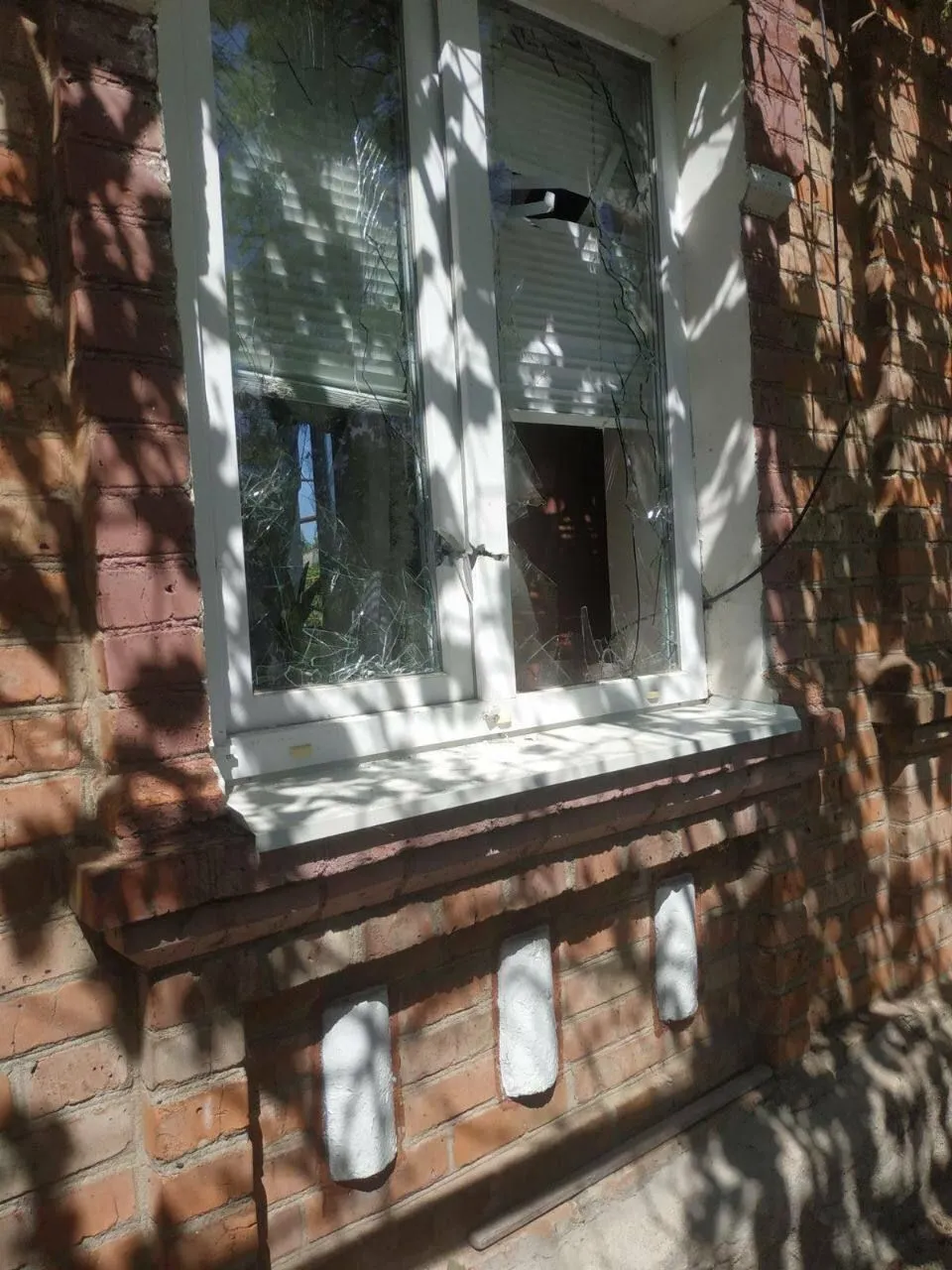 Последствия вражеских обстрелов в Орехове