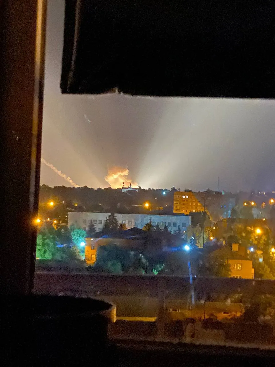 На месте произошел пожар