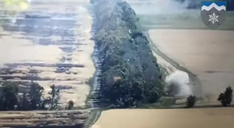 ВСУ сожгли танки врага. dqxikeidqxidqeant