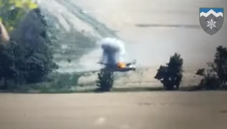 Техника оккупантов попала под прицельный огонь.