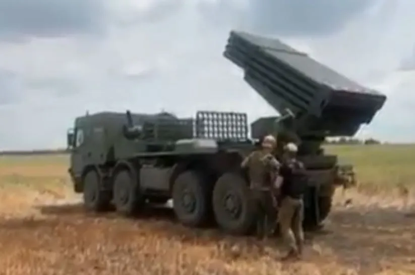 Украинские военные уничтожают российских захватчиков dqxikeidqxidqxant