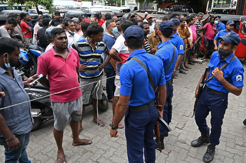 На Шри-Ланке после массовых протестов выберут нового президента: известна дата dqxikeidqxidqeant