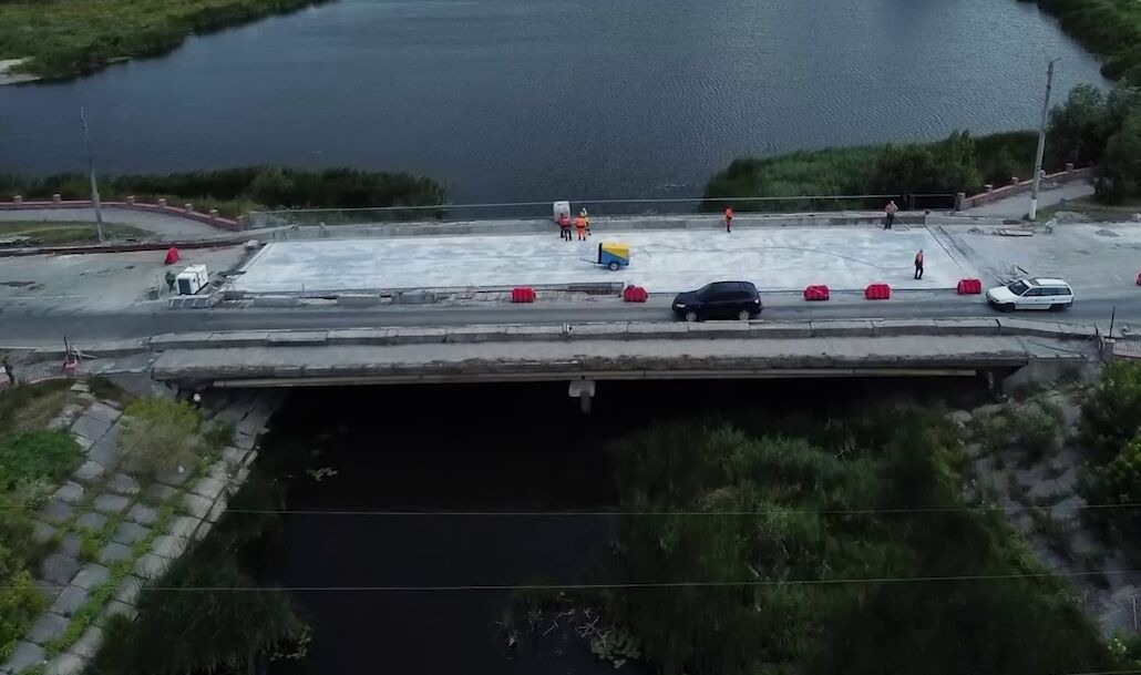 Мост находится в Макарове на Киевщине. dqxikeidqxidqrant