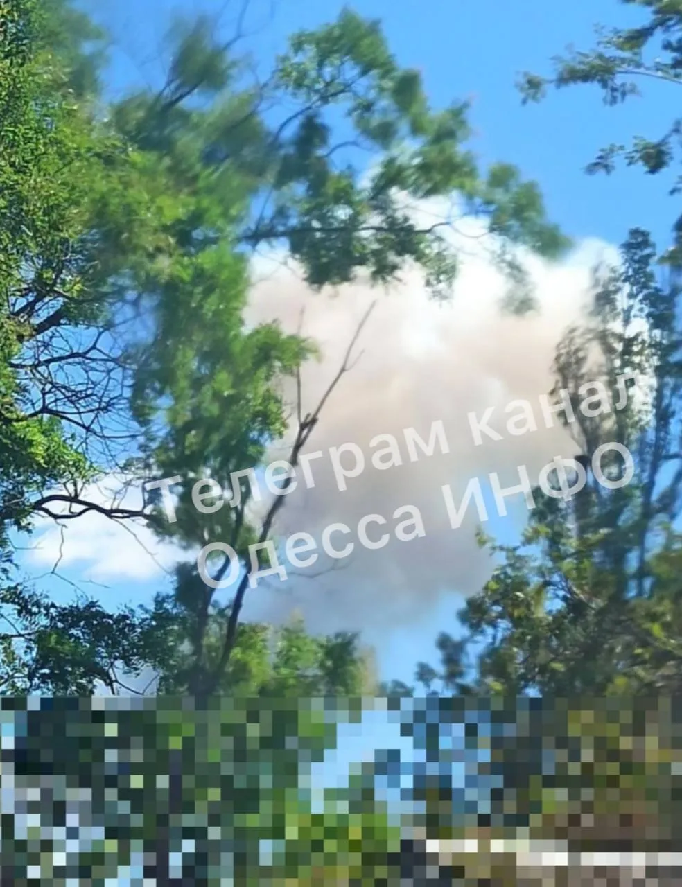 Кадры с мест прилетов в Одесской области