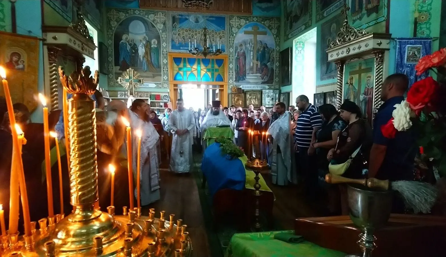 Фельдшерку відспівали у храмі.