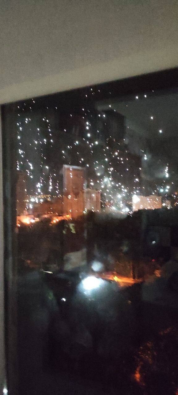 Над Донецком запустили осветительные боеприпасы