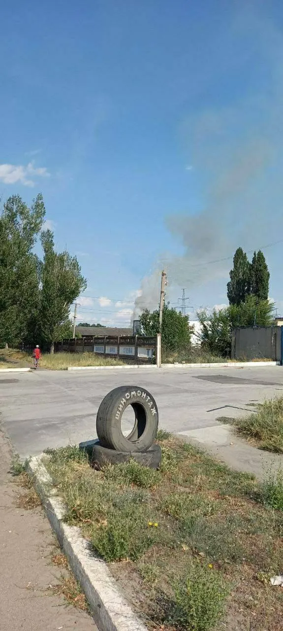 Вибухи у Новій Каховці та Таврійську dqxikeidqxidqeant