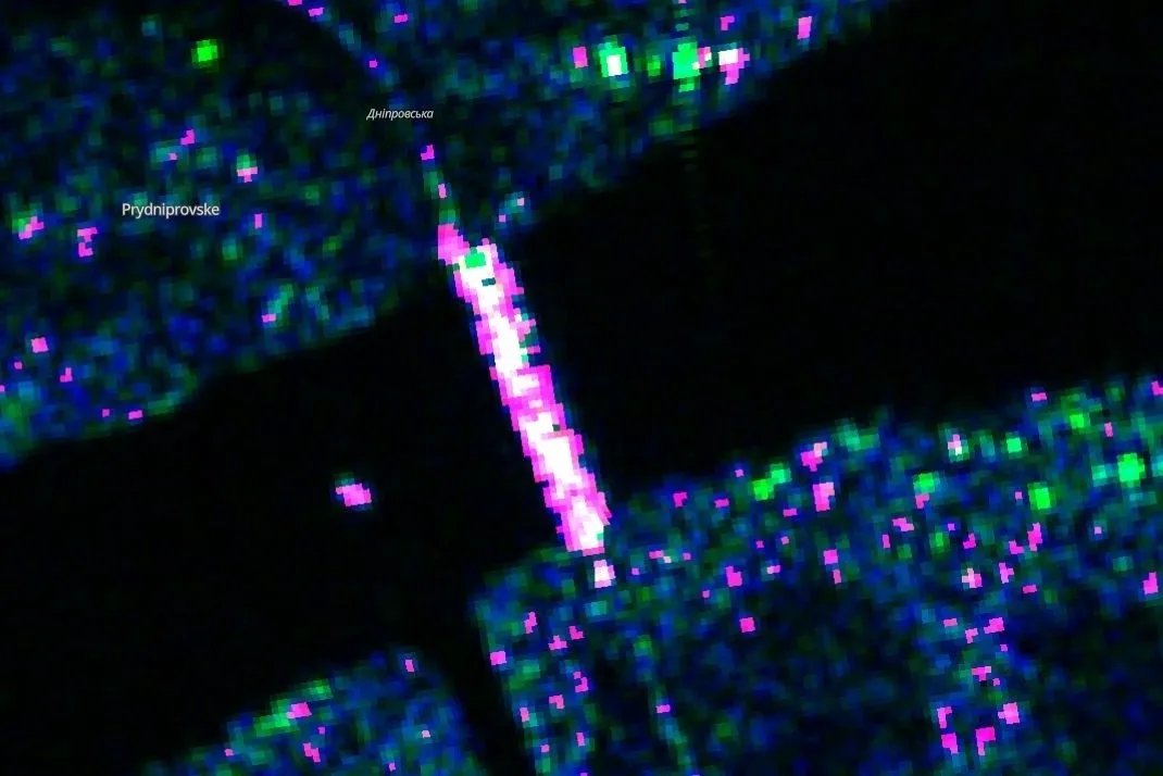 Антонівський залізничний міст 28 липня. dqxikeidqxidqeant