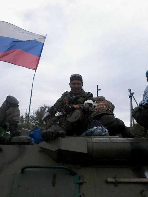 У мережі можливо встановили дані окупанта, який катував полоненого