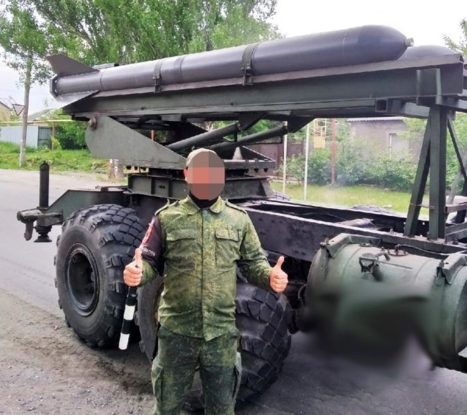 РСЗО Снежинка самодельная установка боевики Донбасс реактивная артиллерия dqxikeidqxidqrant