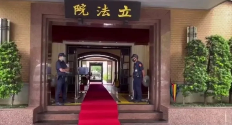 У Тайвані приготувалися до візиту Пелосі.