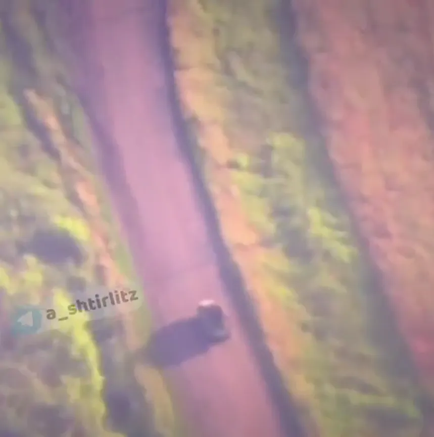 Російські окупанти повертаються з наради dqxikeidqxiqdzant