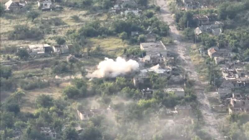 Удар по скоплению силы врага.