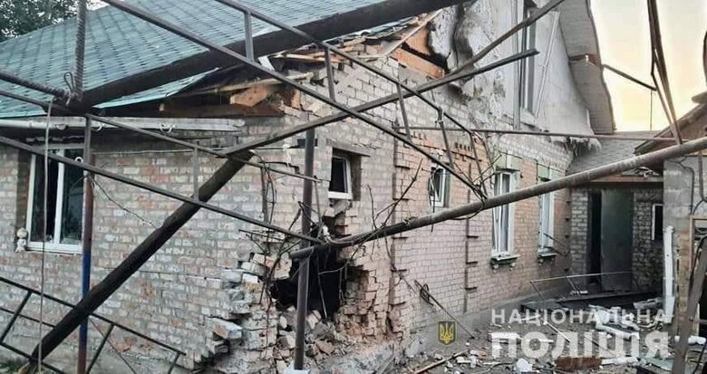 Наслідки обстрілу Нікополя: ворог бив зі сторони Енергодару 02 dqxikeidqxidqrant