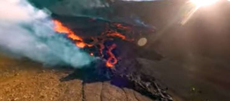 Блогер показав вулкан зсередини.