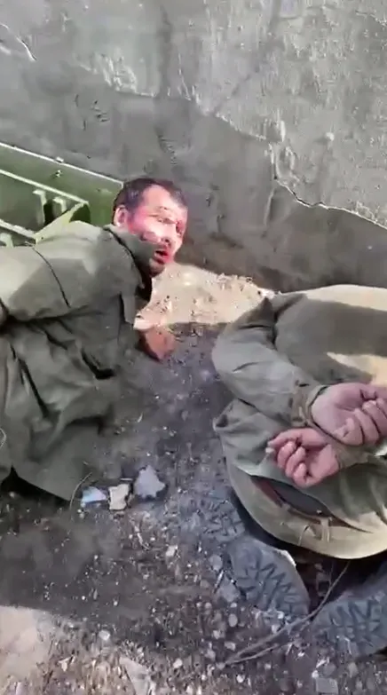 Этот захватчик еще ждет своей очереди