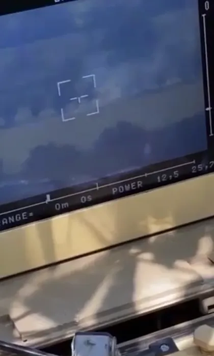 Воины приводят ПТРК на цель dqxikeidqxidqeant