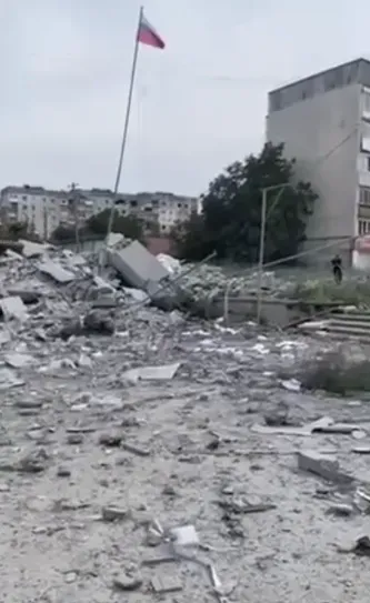 Від будівлі залишилися лише руїни. dqxikeidqxidqrant