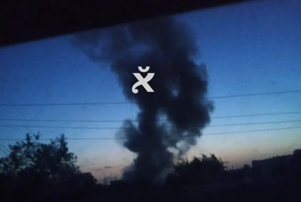 На місцях прильотів спалахнули пожежі