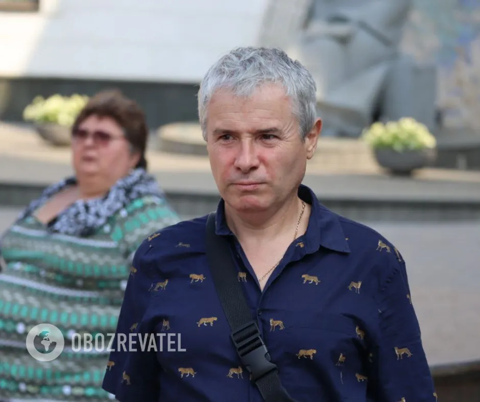 Провести писанку пришли коллеги.