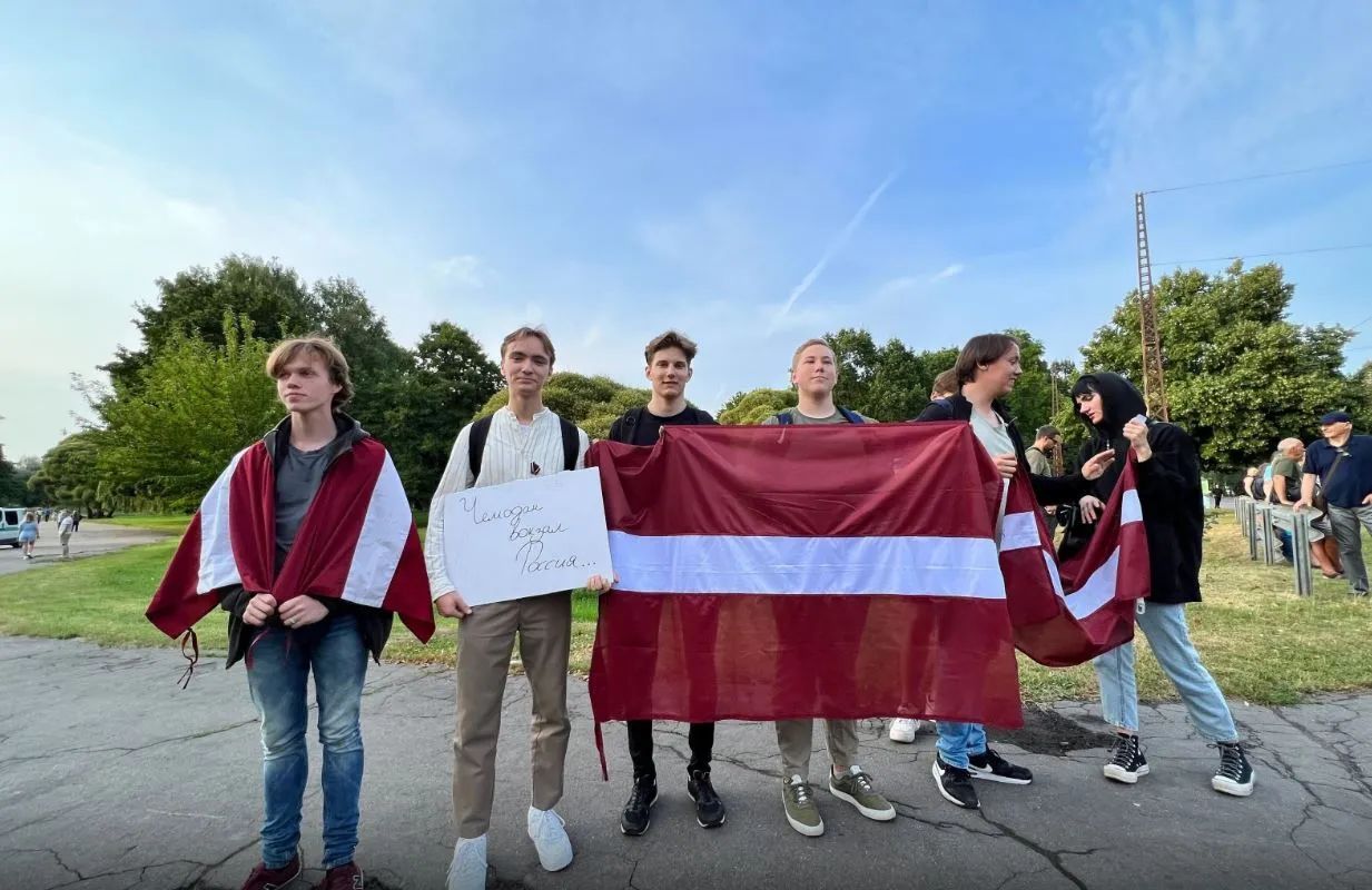 Сторонники демонтажа памятника