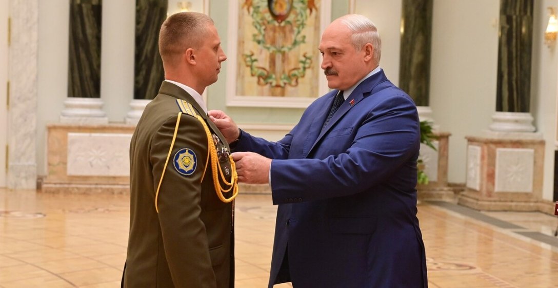 Александр лукашенко, награждение лукашенко, награждение военных dqxikeidqxidqeant