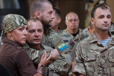 Чернівці прощаються з героїчною розвідницею "Лисою" (ФОТО) Чернівці прощаються з героїчною розвідницею "Лисою" (ФОТО)