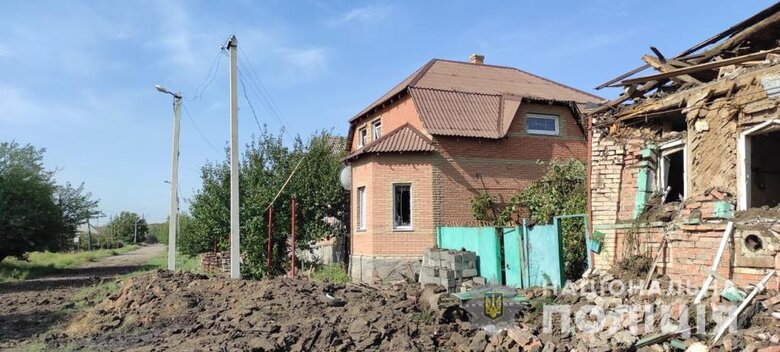 Оккупанты обстреляли Донетчину ракетами, артиллерией, РСЗО Ураган и Град, ЗРК С-300, - Нацполиция 11