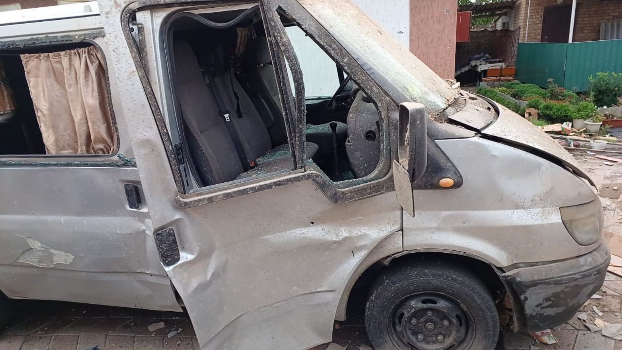 Окупанти обстріляли Нікополь з "Градів": є поранений dqxikeidqxidqeant