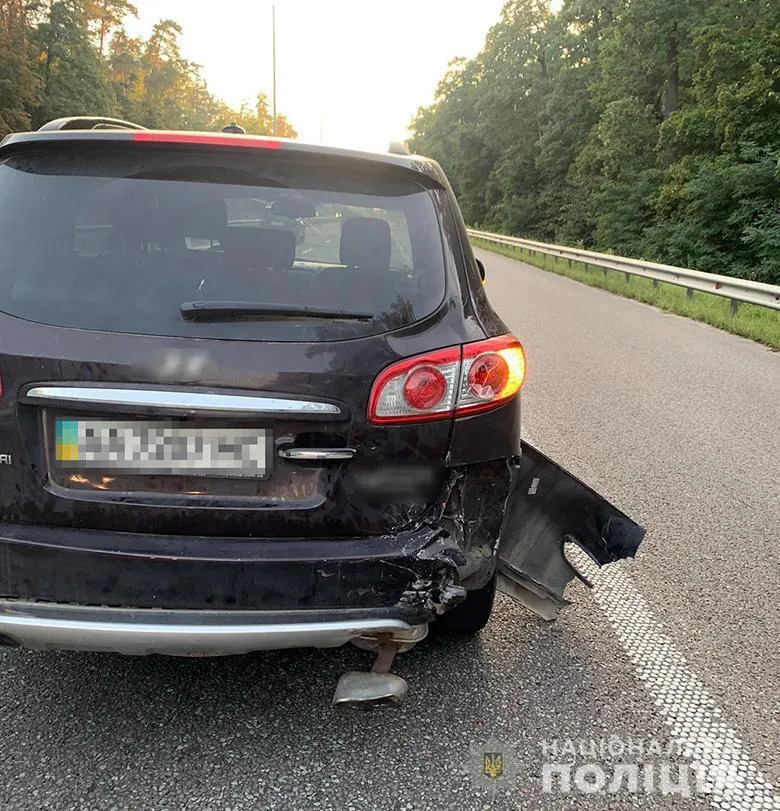 У Києві сталася смертельна аварія за участю легковика та мотоцикла. Фото dqxikeidqxidqrant