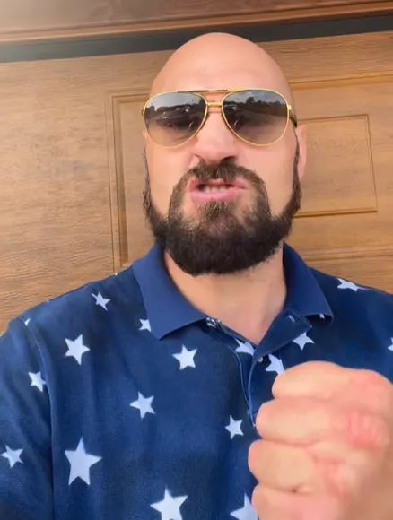 ’’Я уничтожу тебя’’: Фьюри записал ’’специальное обращение’’ к Усику, обматерив украинца dqxikeidqxidqeant