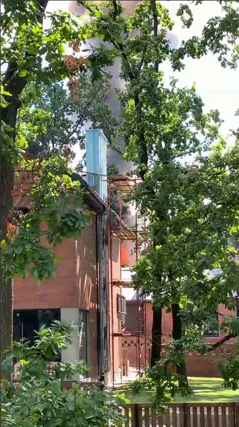 В Ірпені сталася пожежа в багатоповерхівці. Відео dqxikeidqxidqrant