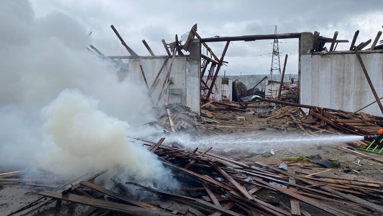 Наслідки ворожого ракетного удару по Вознесенську 02 dqxikeidqxidqrant