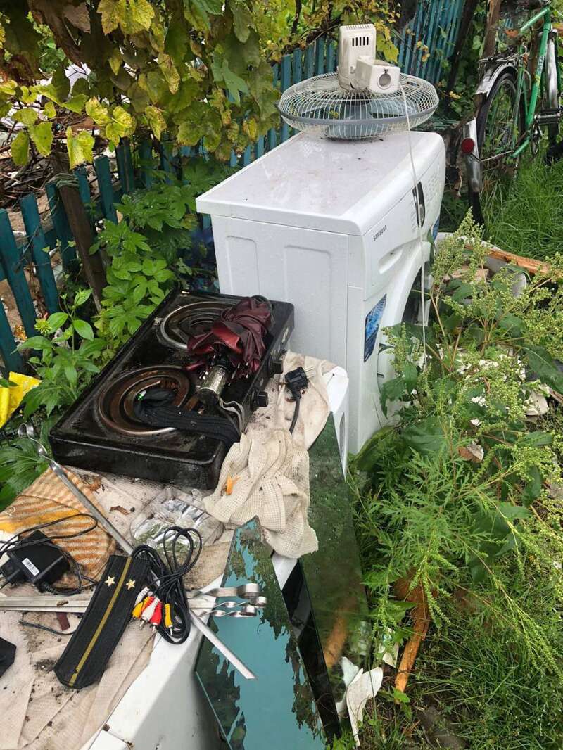 Покинуті позиції росіян на Донбасі dqxikeidqxidqeant