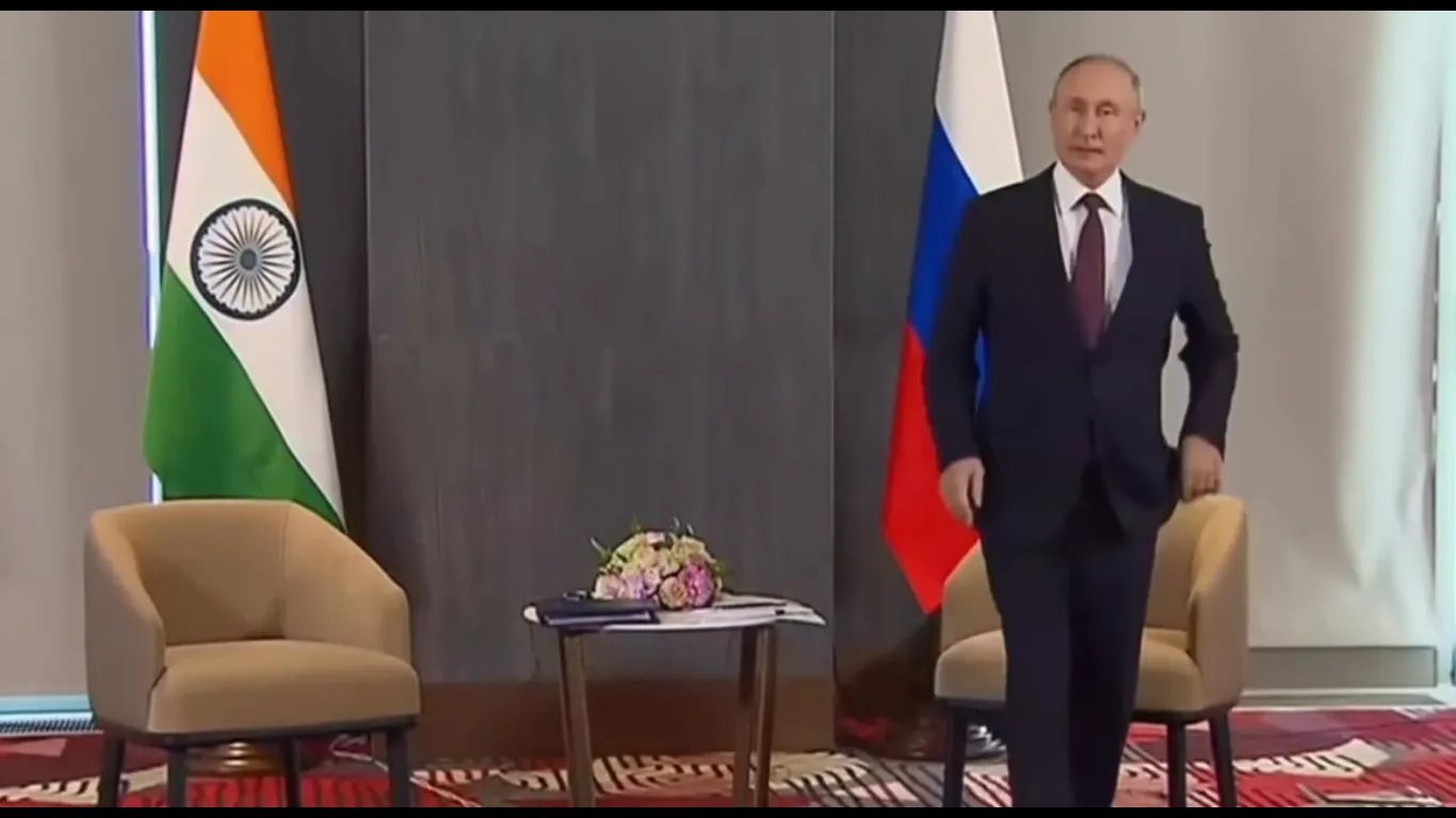 Путіна знову принизили, змусивши чекати президента Індії: господар Кремля прикинувся стендапером. Відео dqxikeidqxidqrant