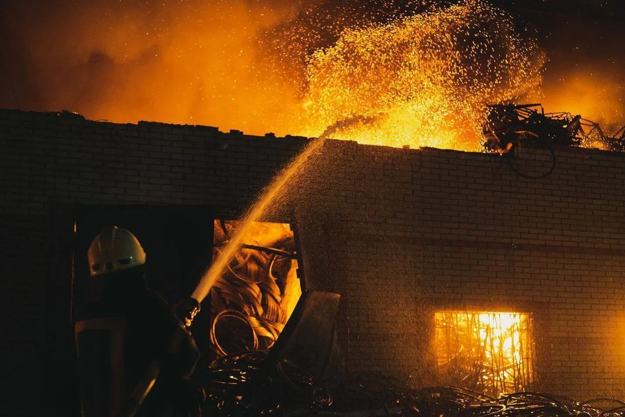’’Дякуємо за тисячі життів!’’ Зеленський вказав на виняткову роль українських рятувальників у війні