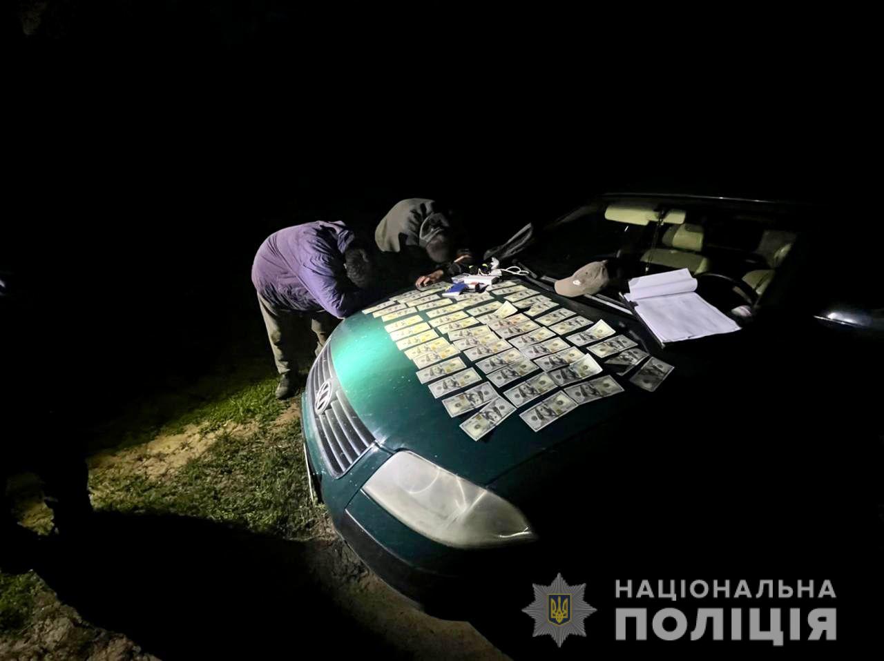 Мешканець Закарпаття за 5 тисяч доларів вивозив чоловіків за кордон. Йому загрожує в’язниця dqxikeidqxidqeant