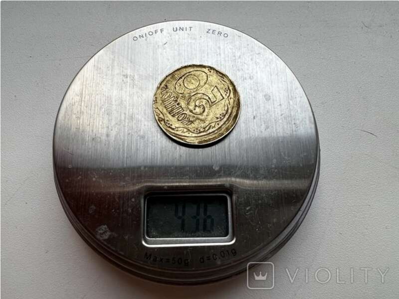 Монету продають на аукціоні