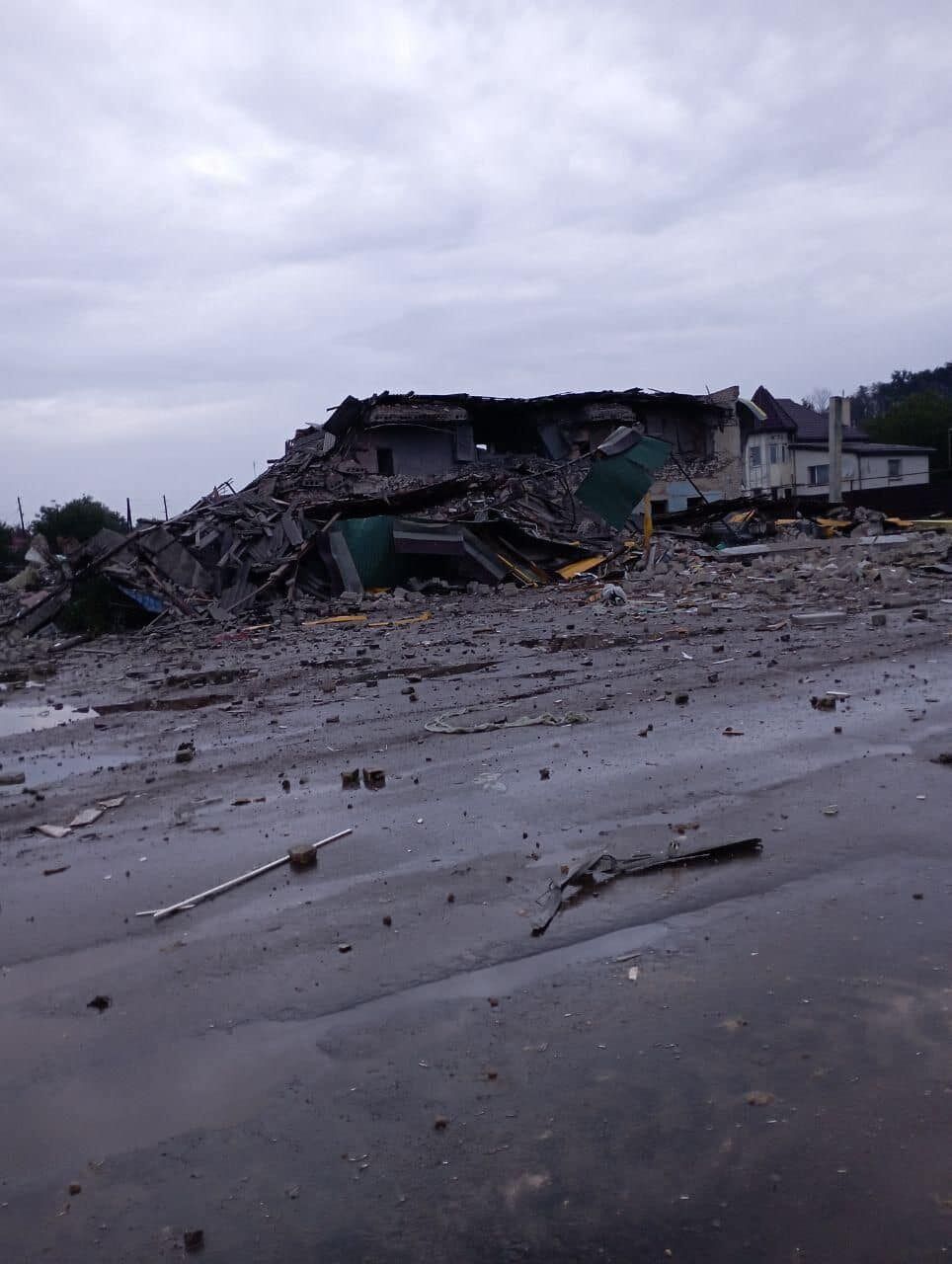 ЗСУ завдали удару по автовокзалу у Сватовому dqxikeidqxidqrant