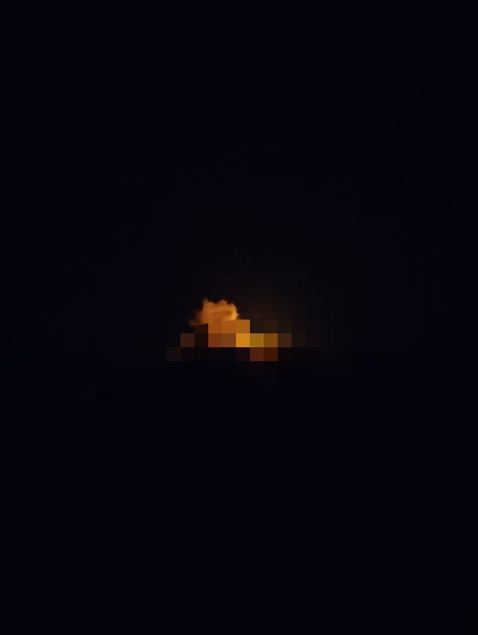 Війська РФ вдарили ракетами по Запоріжжю: зафіксовано вісім прильотів, частина міста залишилася без світла dqxikeidqxidqeant