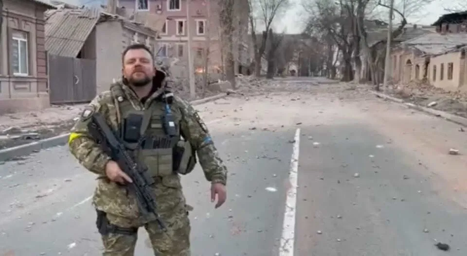 Начальника патрульної поліції Маріуполя Вершиніна обміняли з російського полону. Фото dqxikeidqxidqeant