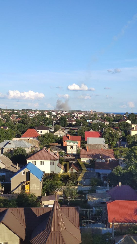 В Одессе и под Днепром раздались взрывы во время тревоги dqxikeidqxidqrant