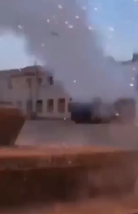 Російський ’’Панцир’’ влаштував окупантам ’’дружній вогонь’’: епічне відео