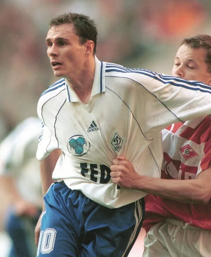 Відомий російський ексфутболіст отримав повістку з військкомату і розгубився dqxikeidqxidqrant