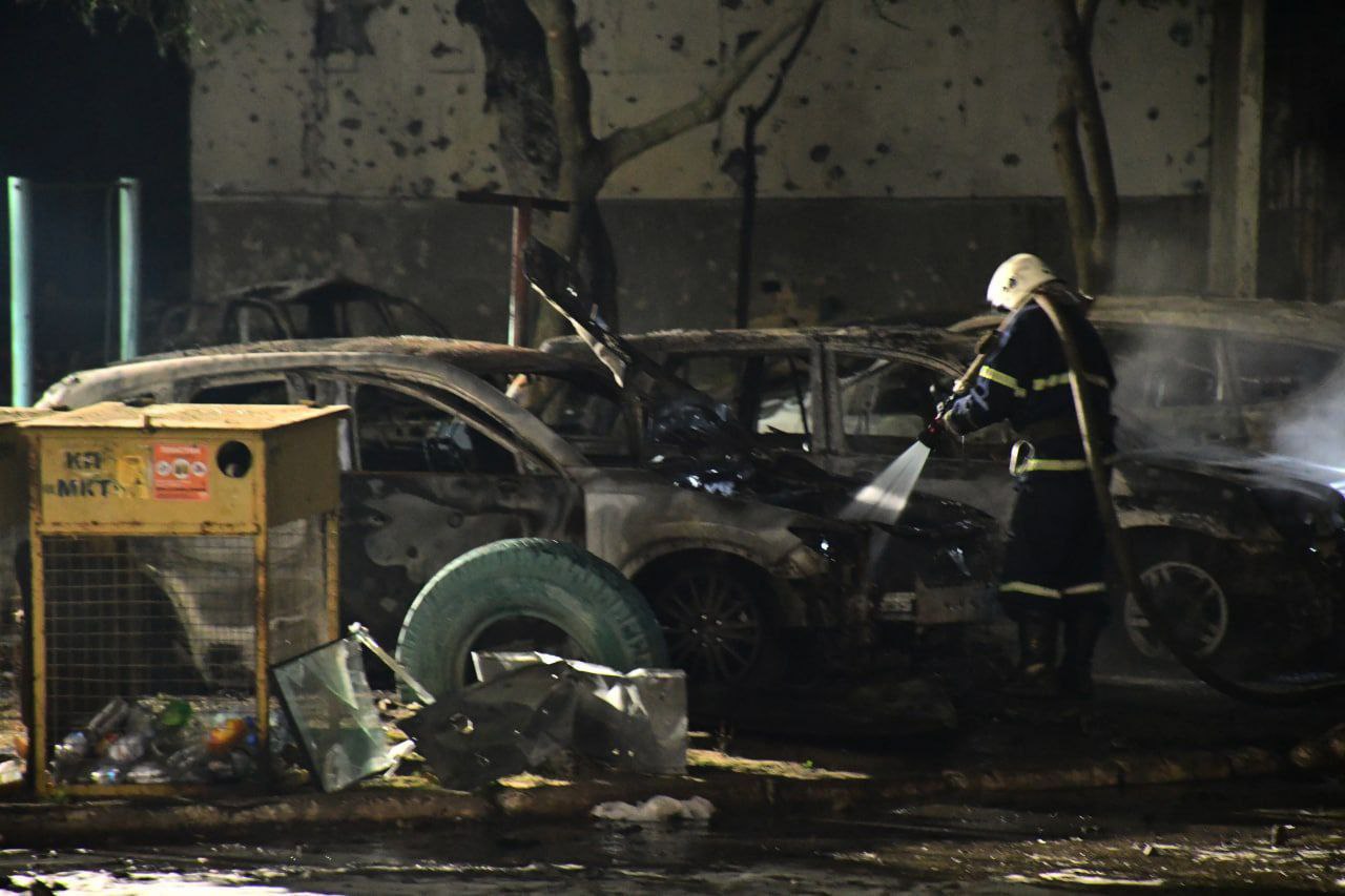 Ракета росіян ударила по дев’ятиповерхівці у Миколаєві. Фото наслідків 30 вересня