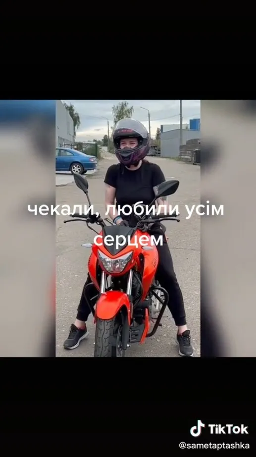 Эмоциональным видео ’’Птичка’’ поделилась со всей страной