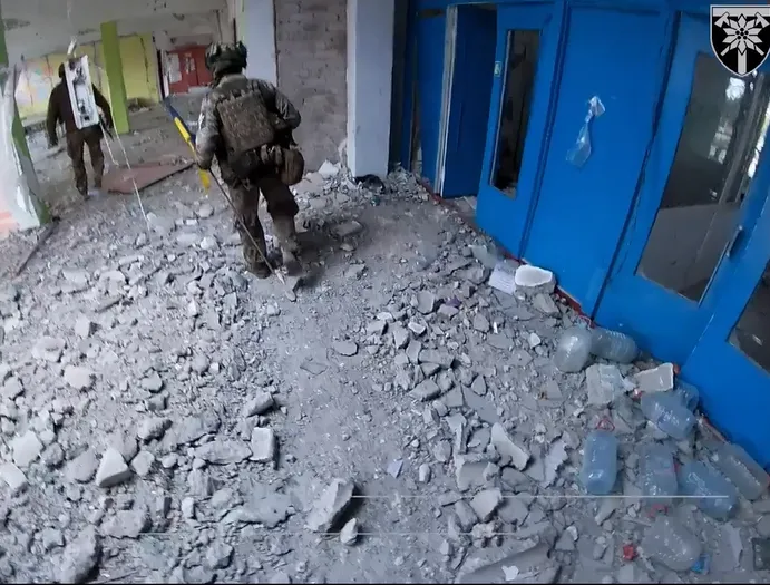 У Миролюбівці на Херсонщині підняли український прапор: вражаюче відео від ЗСУ dqxikeidqxidqeant