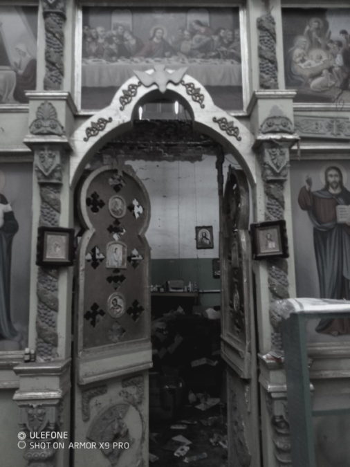 Свято-Троицкий храм в Малой Камышевахе_1 Свято-Троїцький храм у Малій Комишувасі_1