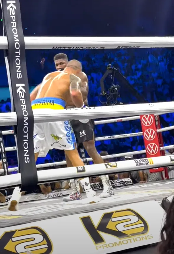 ’’  ’?!’’ ’      – ,    